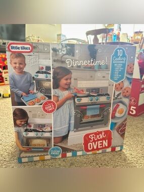 Little Tikes First Oven Kids Play Kitchen